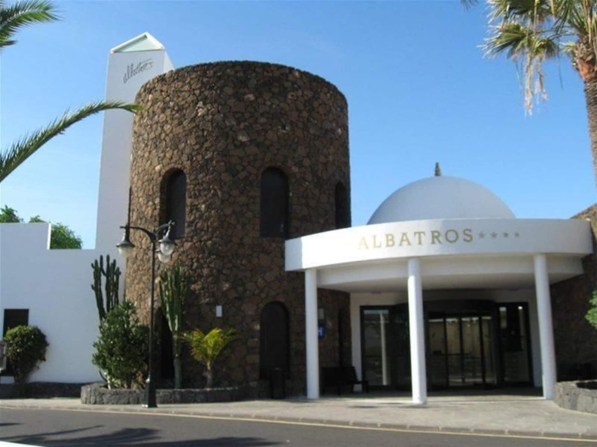 Allsun Hotel Albatros Costa Teguise Esterno foto